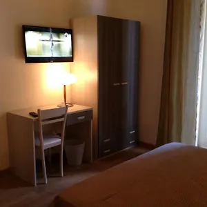 Papali 3*, Catania Italy
